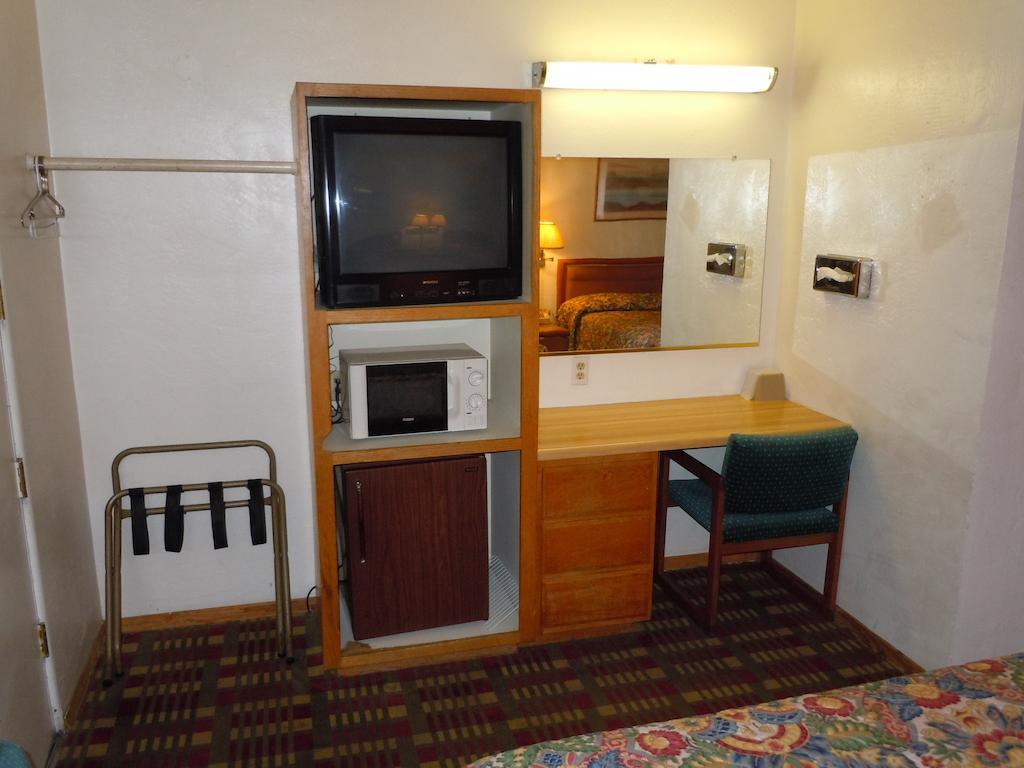 Value Inn Fallon Εξωτερικό φωτογραφία