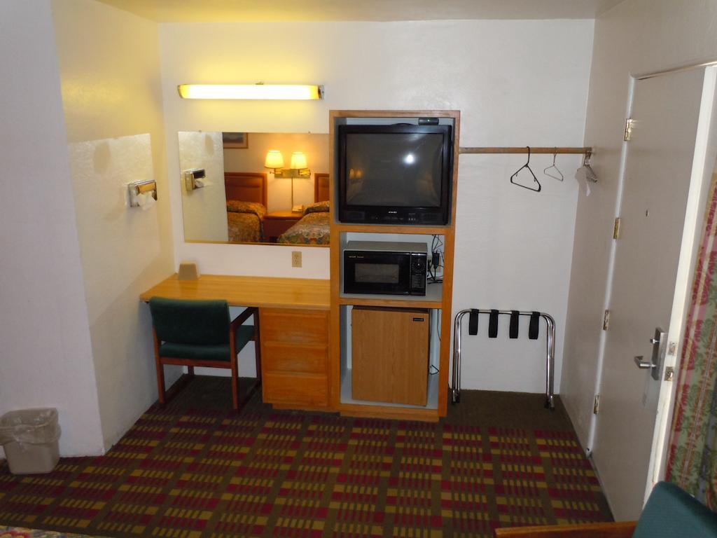 Value Inn Fallon Δωμάτιο φωτογραφία